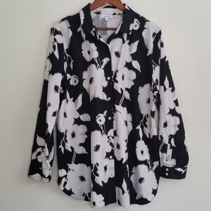 Chico's Black White Floral Button Up Shirt | Classic |  Size 3.5 or 18